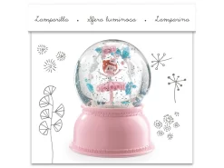 Djeco DD03400 - Veilleuses Boule à Neige Ballerine 8 Djeco DD03400 - Veilleuses Boule à Neige Ballerine -Djeco Le Paradis Des Jouets djeco dd03400 veilleuses boule a neige ballerine 1600 3